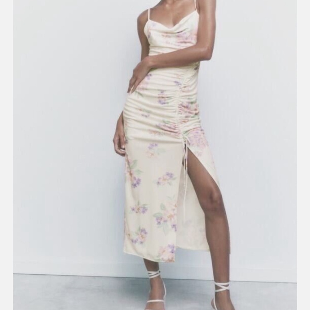 Zara Cream Floral Midi Dress - Picture 2 of 5